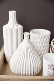 Vase weiß mit Wabenmuster - julia hufnagel 